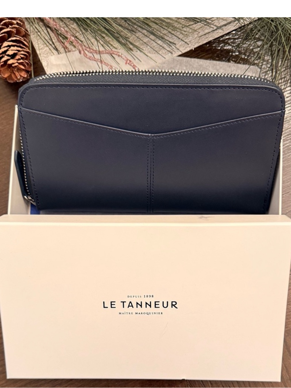 Le Tanneur Navy Leather Zip Wallet — image 5 of 8